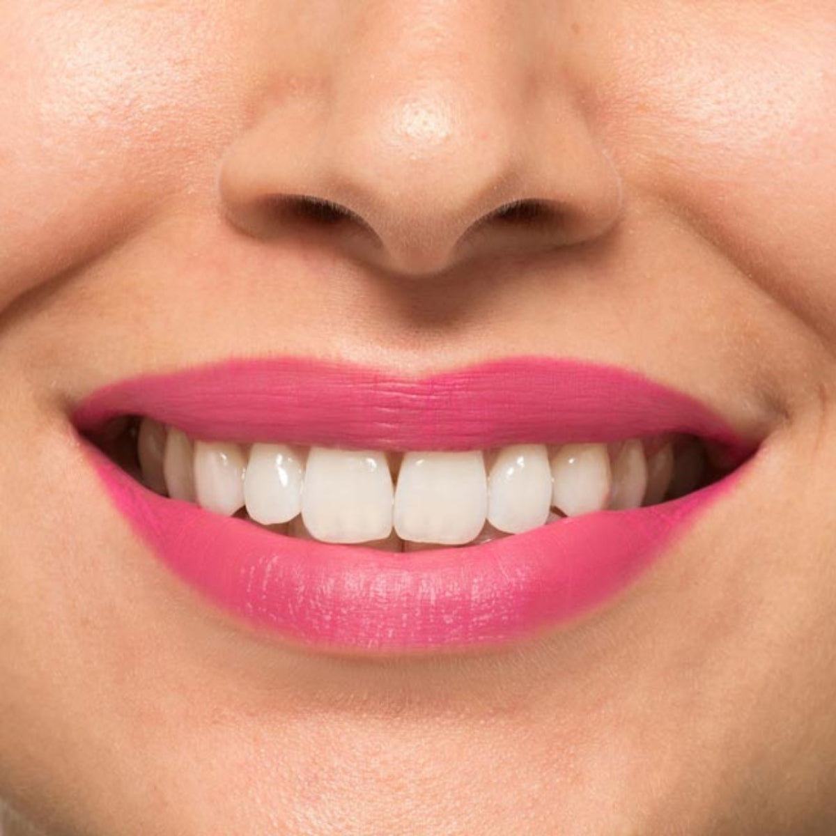 Labial Larga Duración Matte Nee