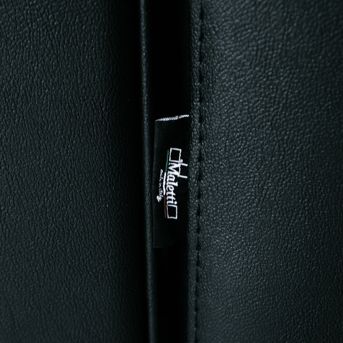 Lavapelo Plume Air Negro Loza Blanca Maletti