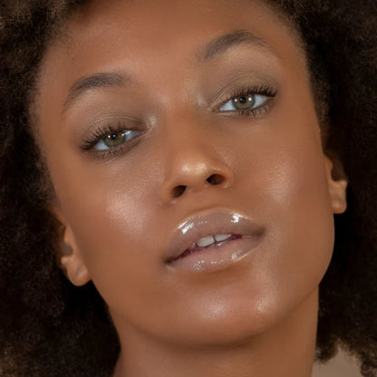 Brillo Labial Shinny Kiss Andreia