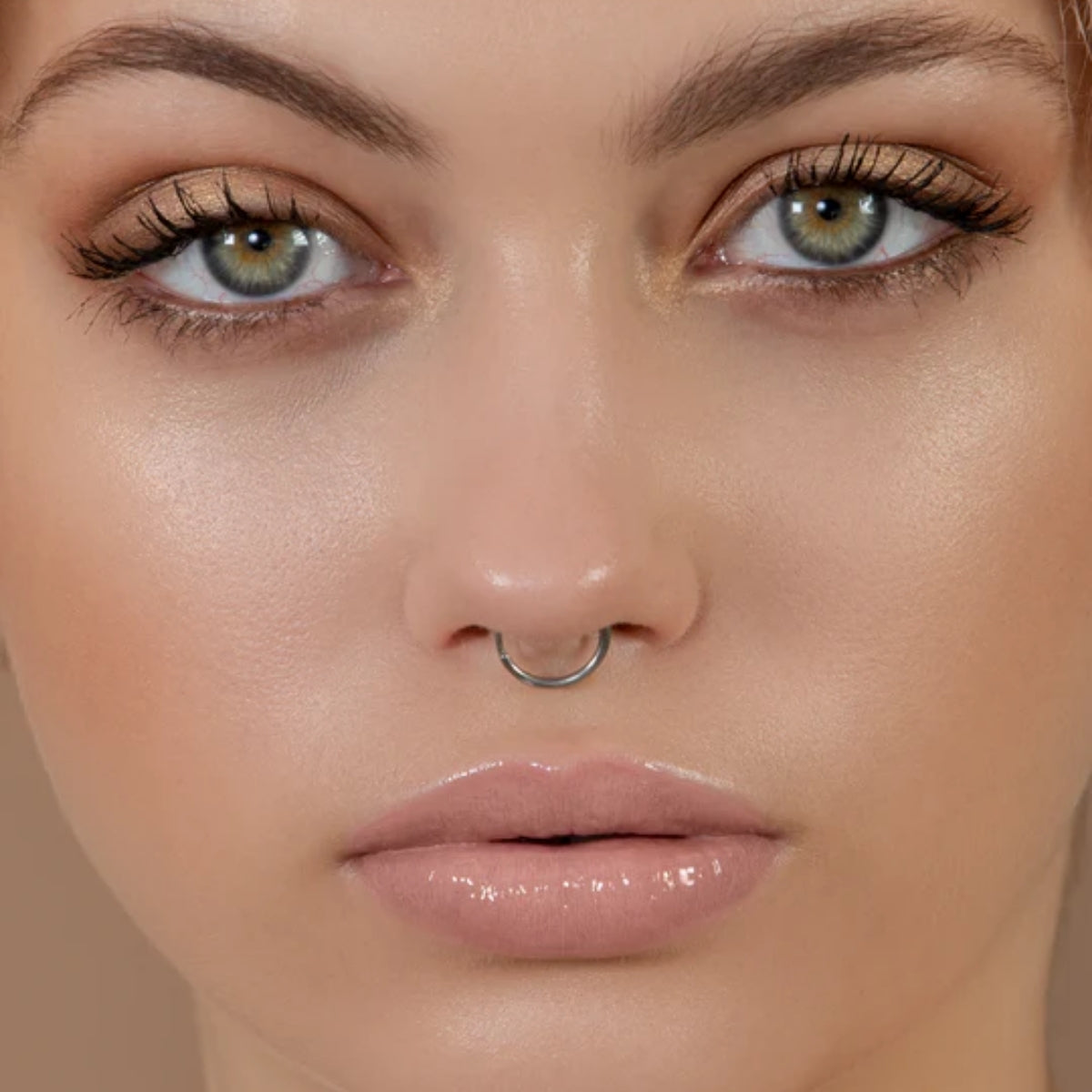 Brillo Labial Shinny Kiss Andreia